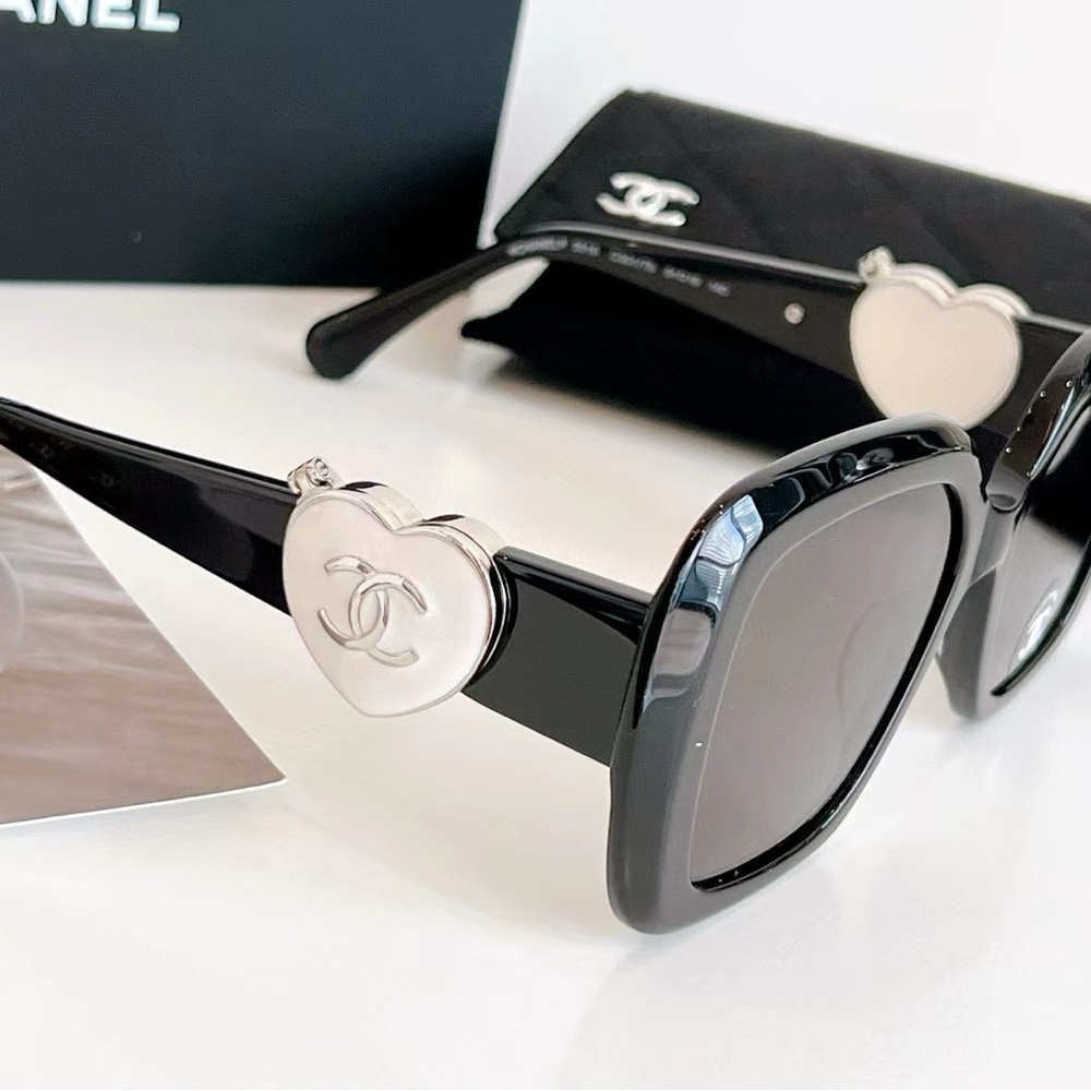 CHANEL LUXURY SUNGLASSES